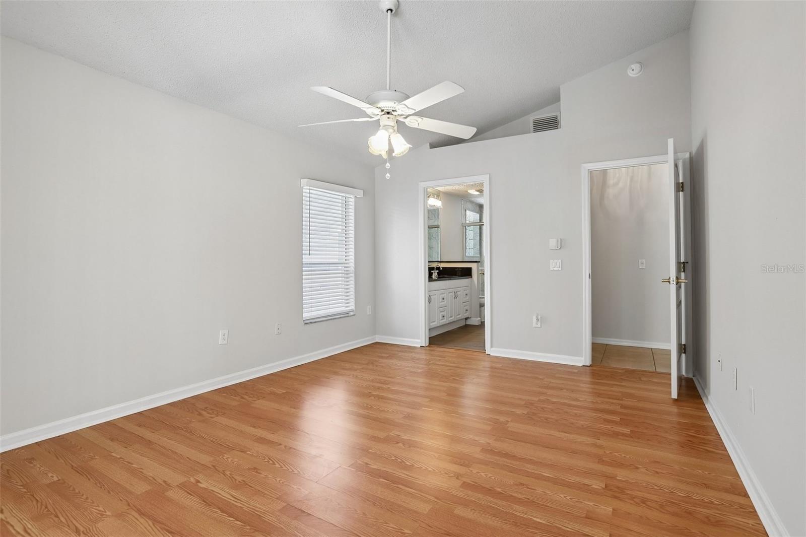 10216 CHARLESTON CORNER RD — photo 12