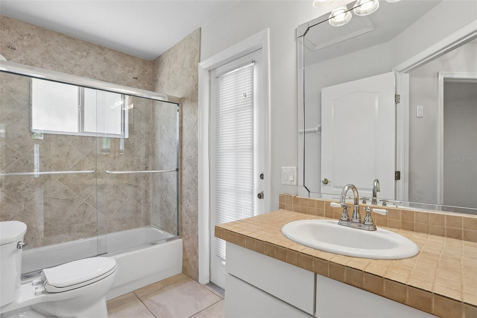 10216 CHARLESTON CORNER RD — photo 16