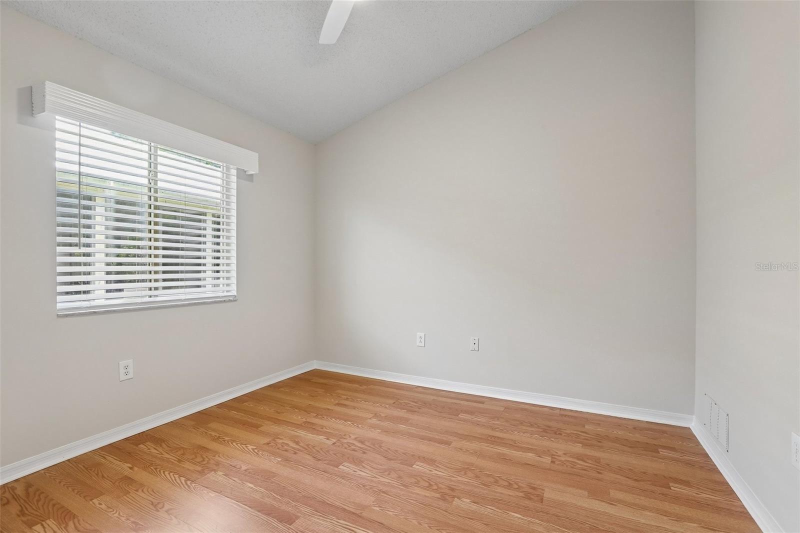 10216 CHARLESTON CORNER RD — photo 17