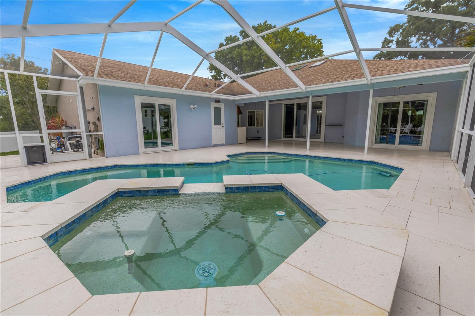 727 HIDDEN LAKE DR — photo 42