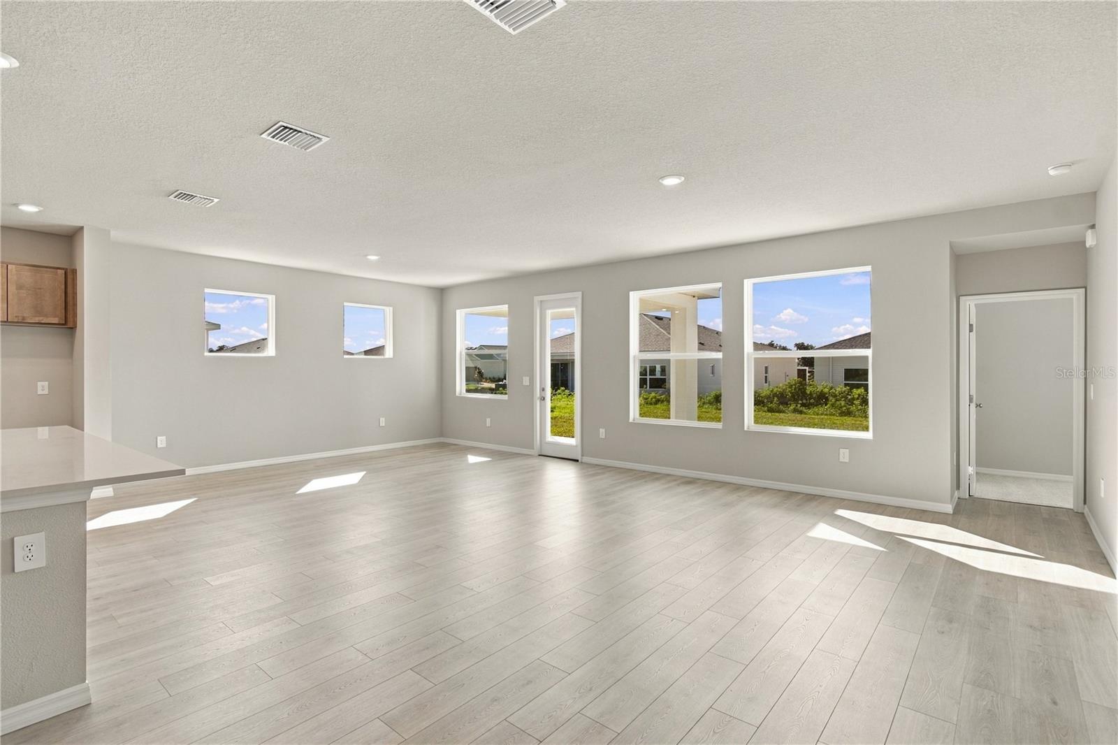 437 SPRING HARVEST DR — photo 9