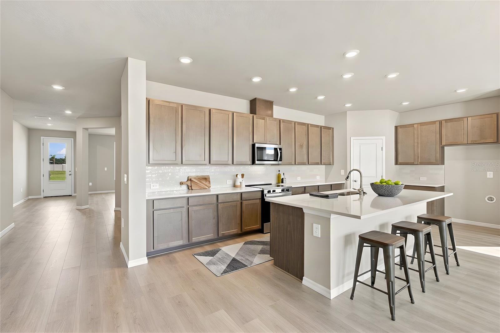 437 SPRING HARVEST DR — photo 2