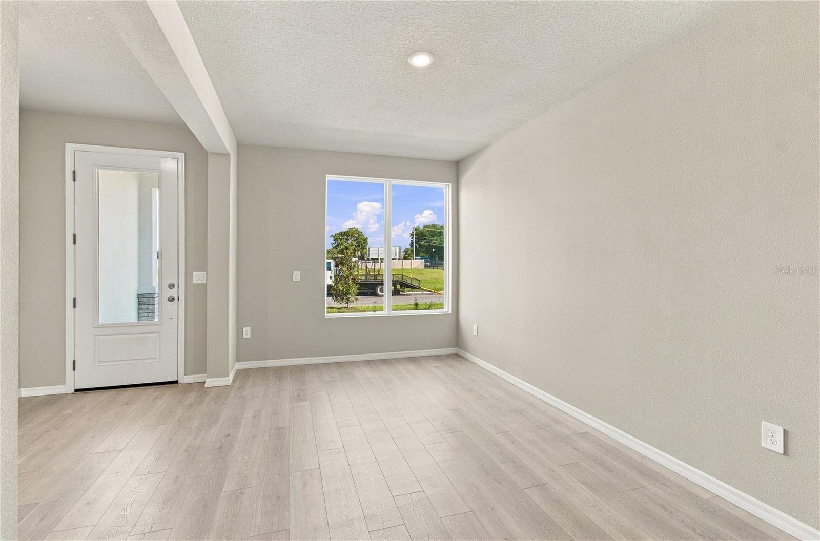 437 SPRING HARVEST DR — photo 12