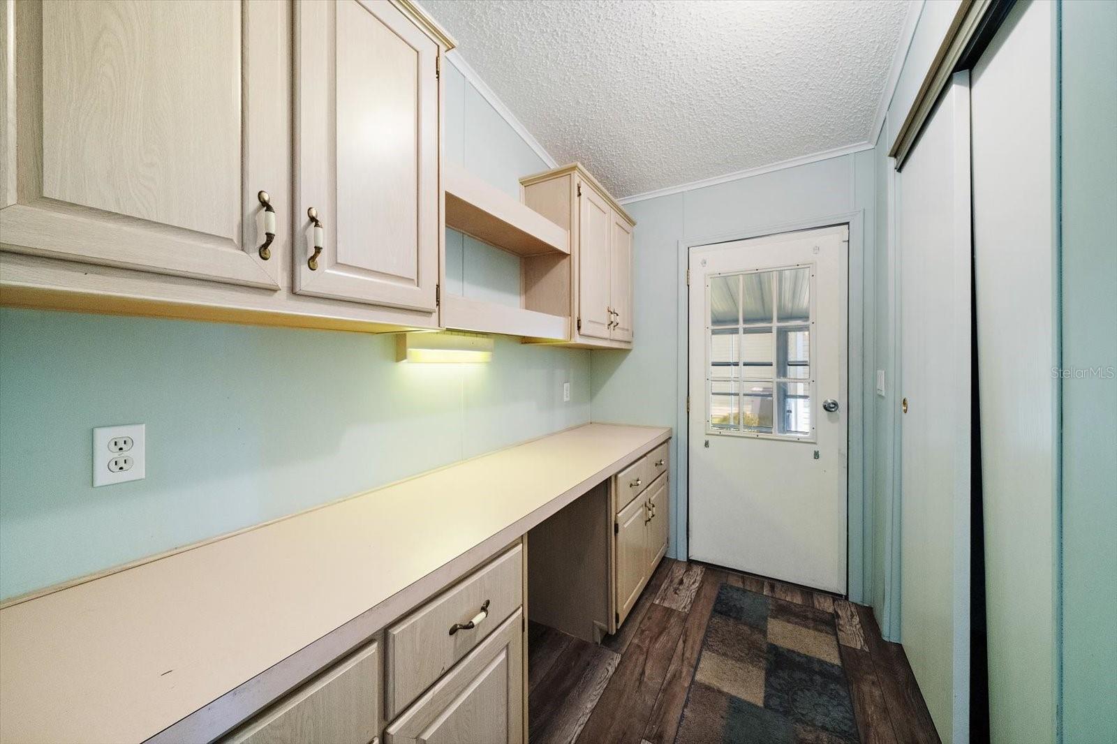 8102 MARIE LN — photo 16