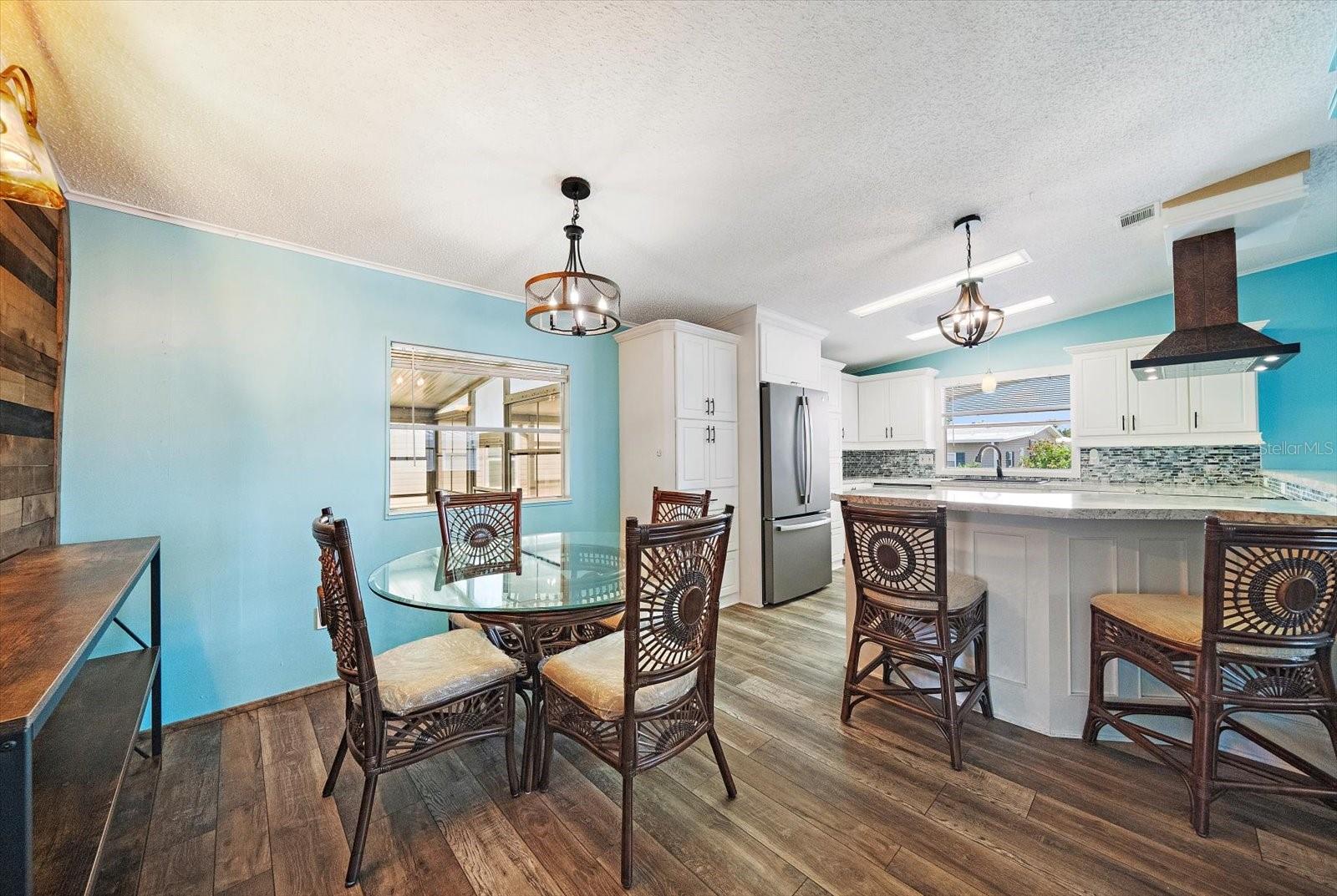 8102 MARIE LN — photo 17