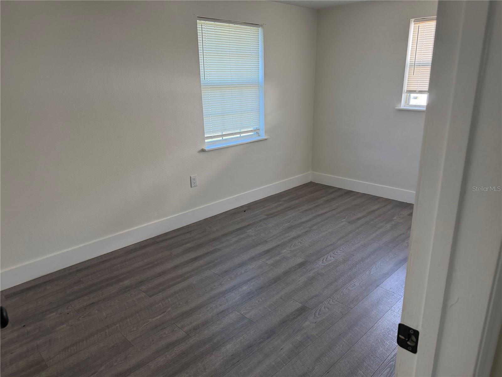 6845 CAROB DR — photo 7