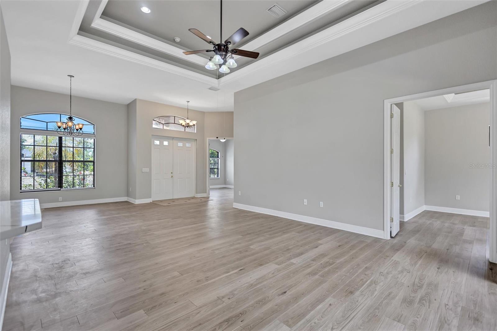 3284 NEWMARK ST — photo 25