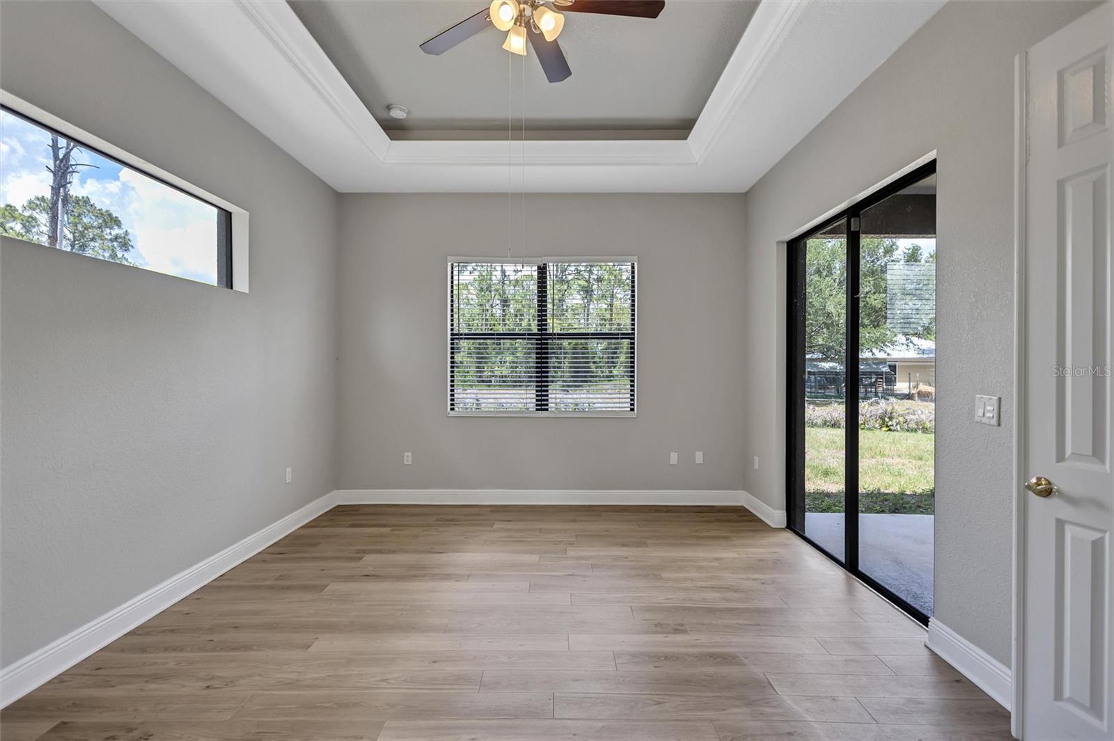 3284 NEWMARK ST — photo 28