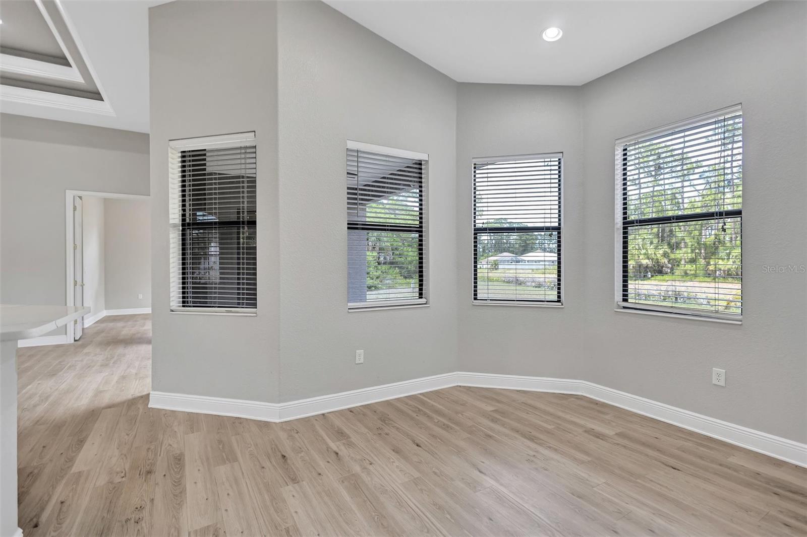 3284 NEWMARK ST — photo 21