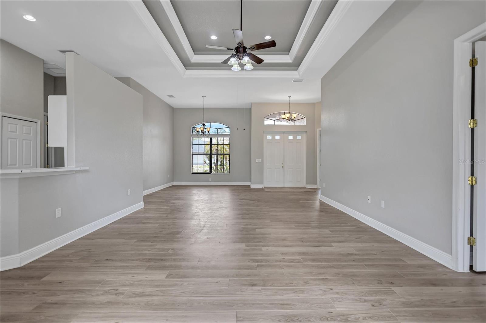 3284 NEWMARK ST — photo 24