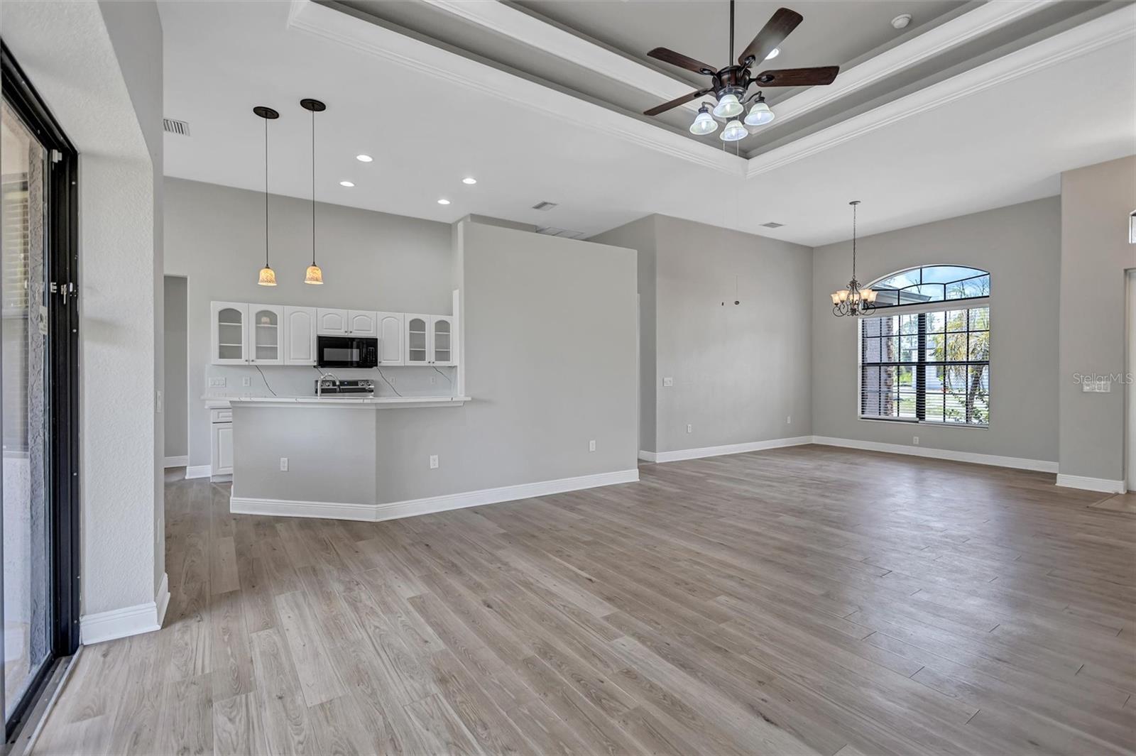 3284 NEWMARK ST — photo 14