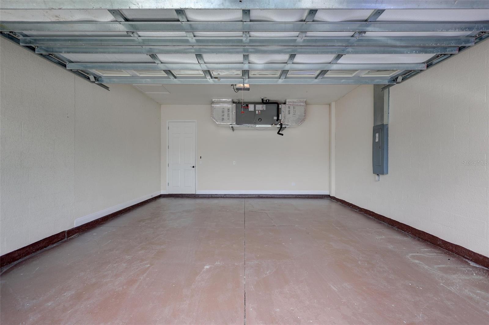 3284 NEWMARK ST — photo 45