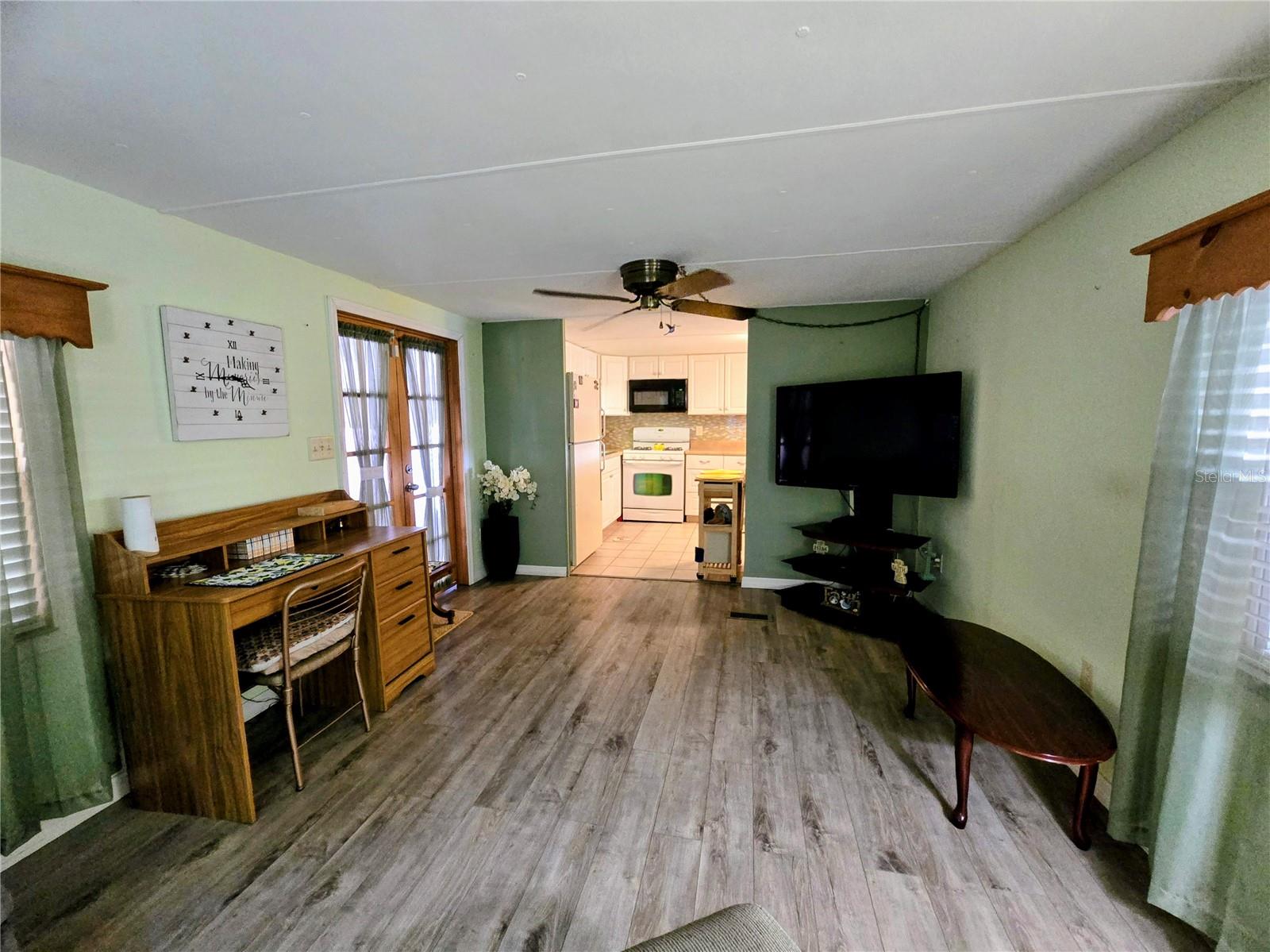 6235 PARKSEND LN — photo 13