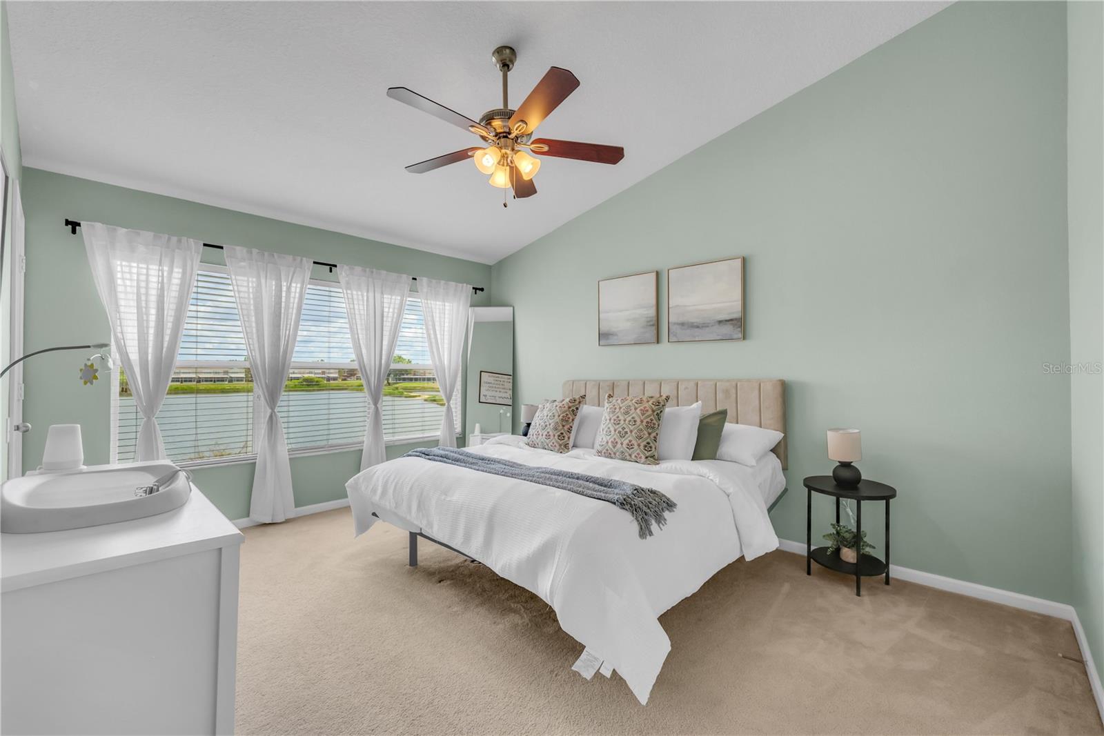 4939 POND RIDGE DR — photo 9