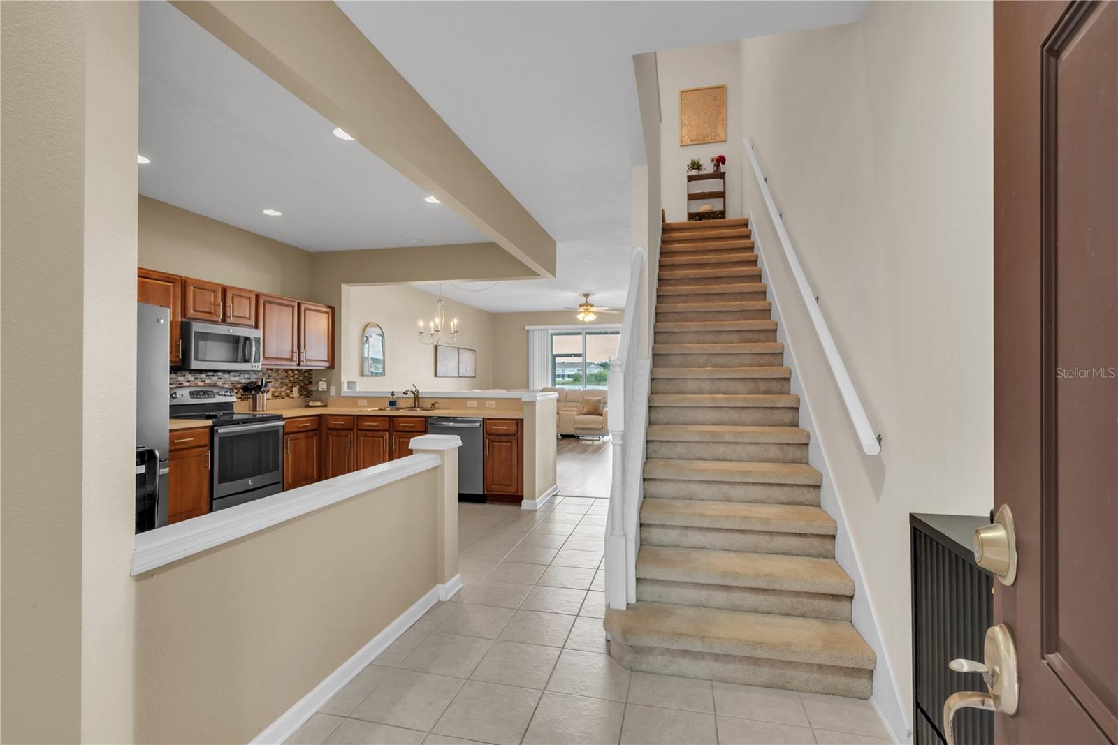 4939 POND RIDGE DR — photo 2