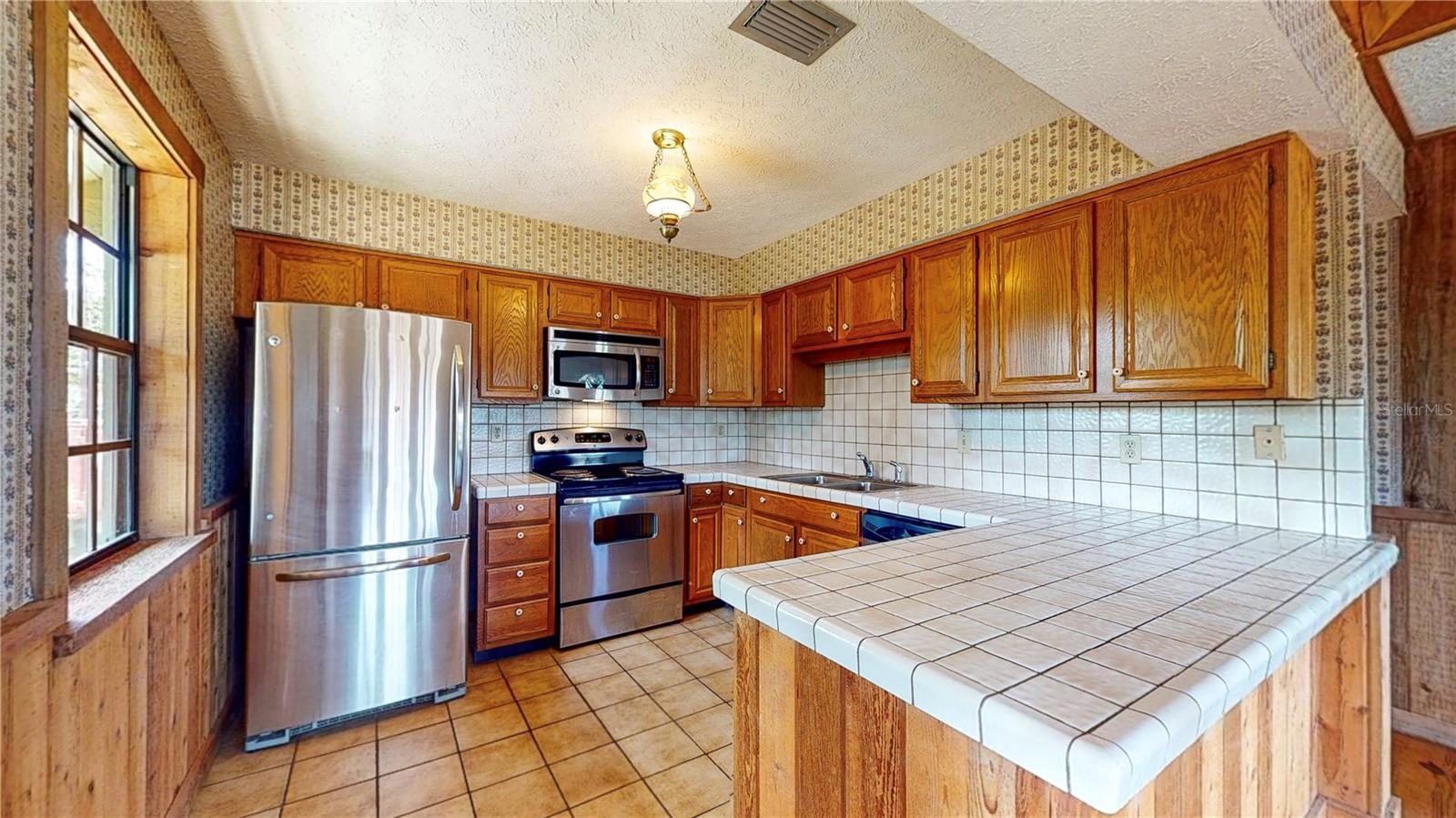 19803 READING RD — photo 26