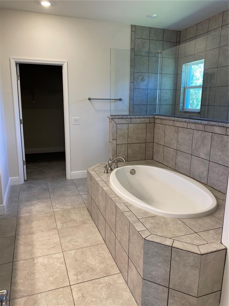 2789 WENONA DR — photo 5
