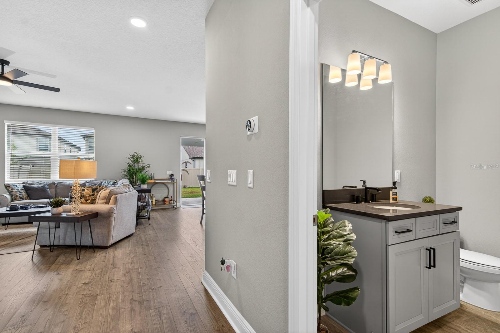 7241 NOTCHED PINE BND — photo 24