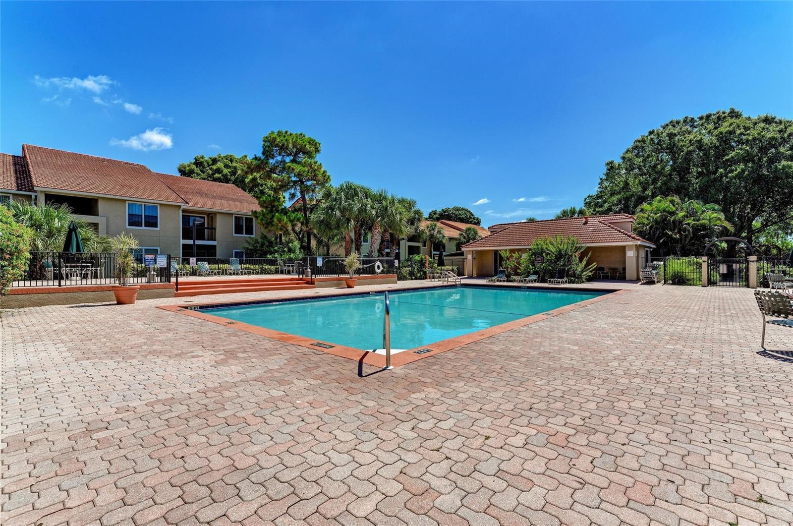 4040 CROCKERS LAKE BLVD #12 — photo 66