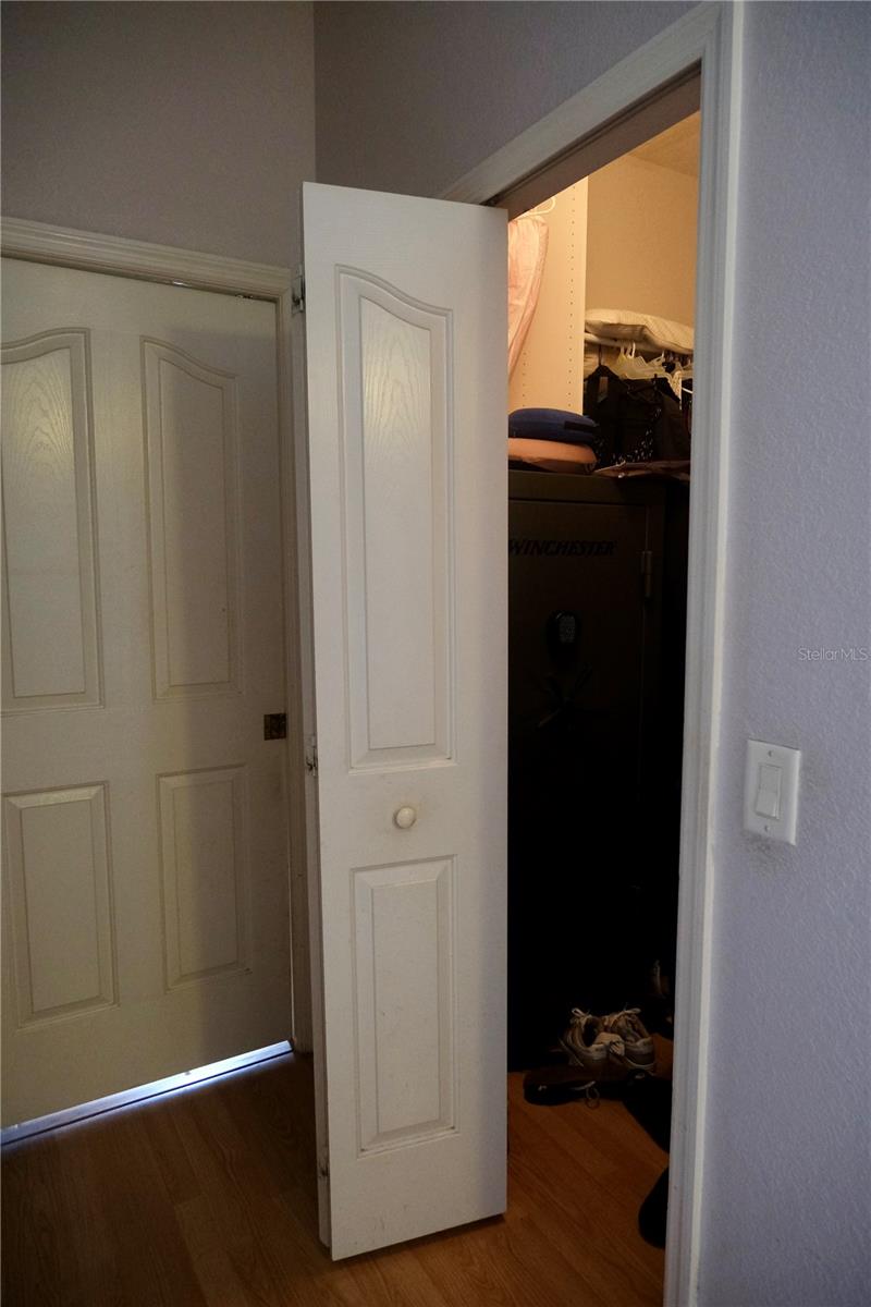 4491 CUTHBERT AVE — photo 14