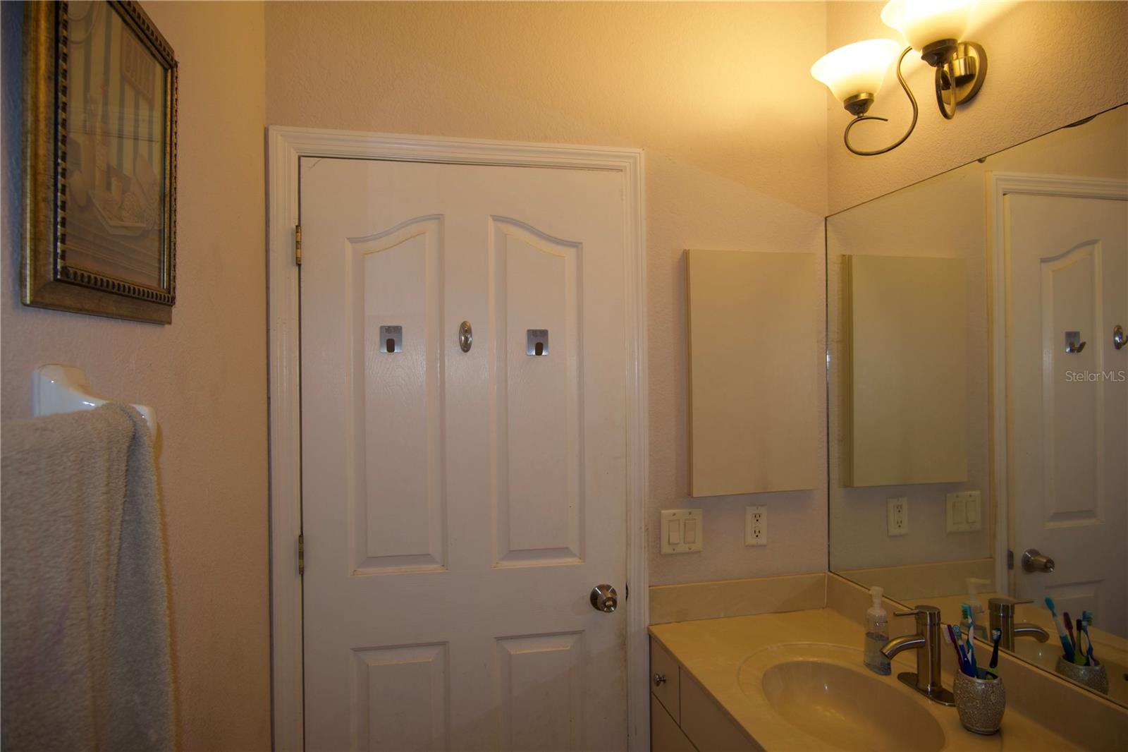 4491 CUTHBERT AVE — photo 22