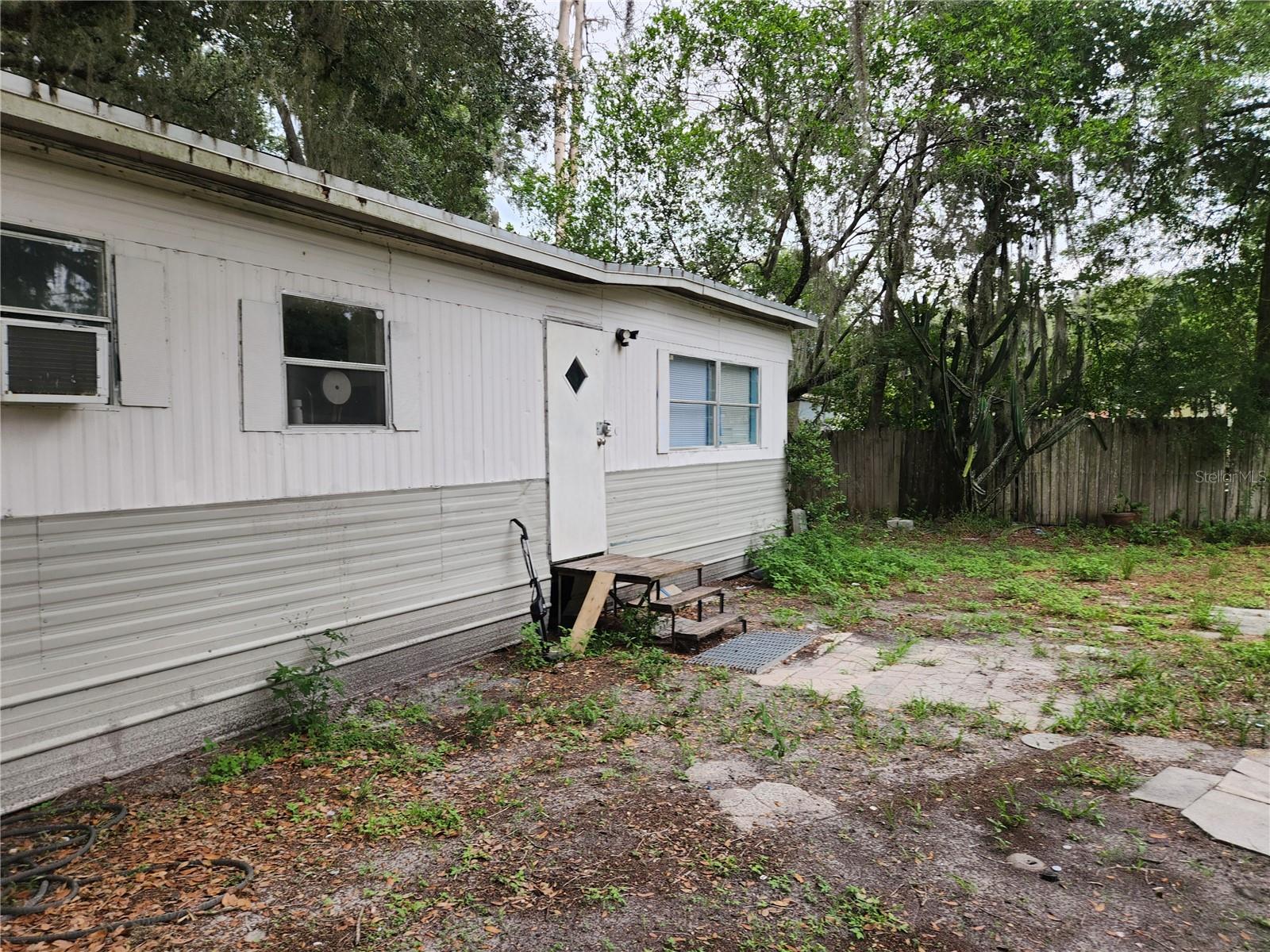 24815 AUDREY RD — photo 4