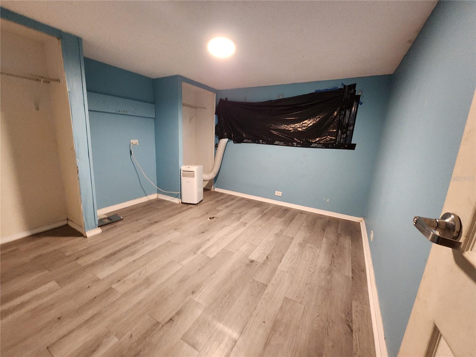 24815 AUDREY RD — photo 11
