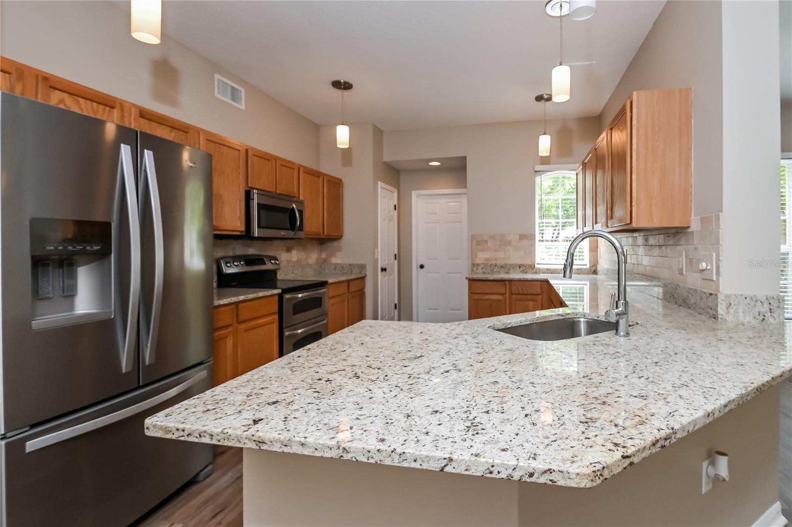 2221 MOUNTAIN MEADOW WAY — photo 13