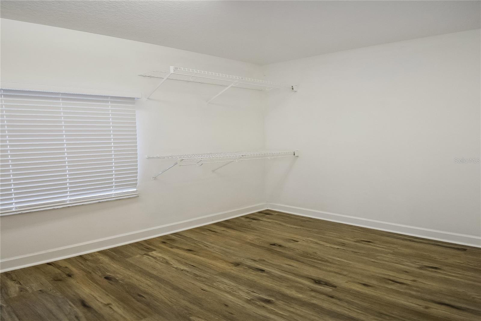 2221 MOUNTAIN MEADOW WAY — photo 17