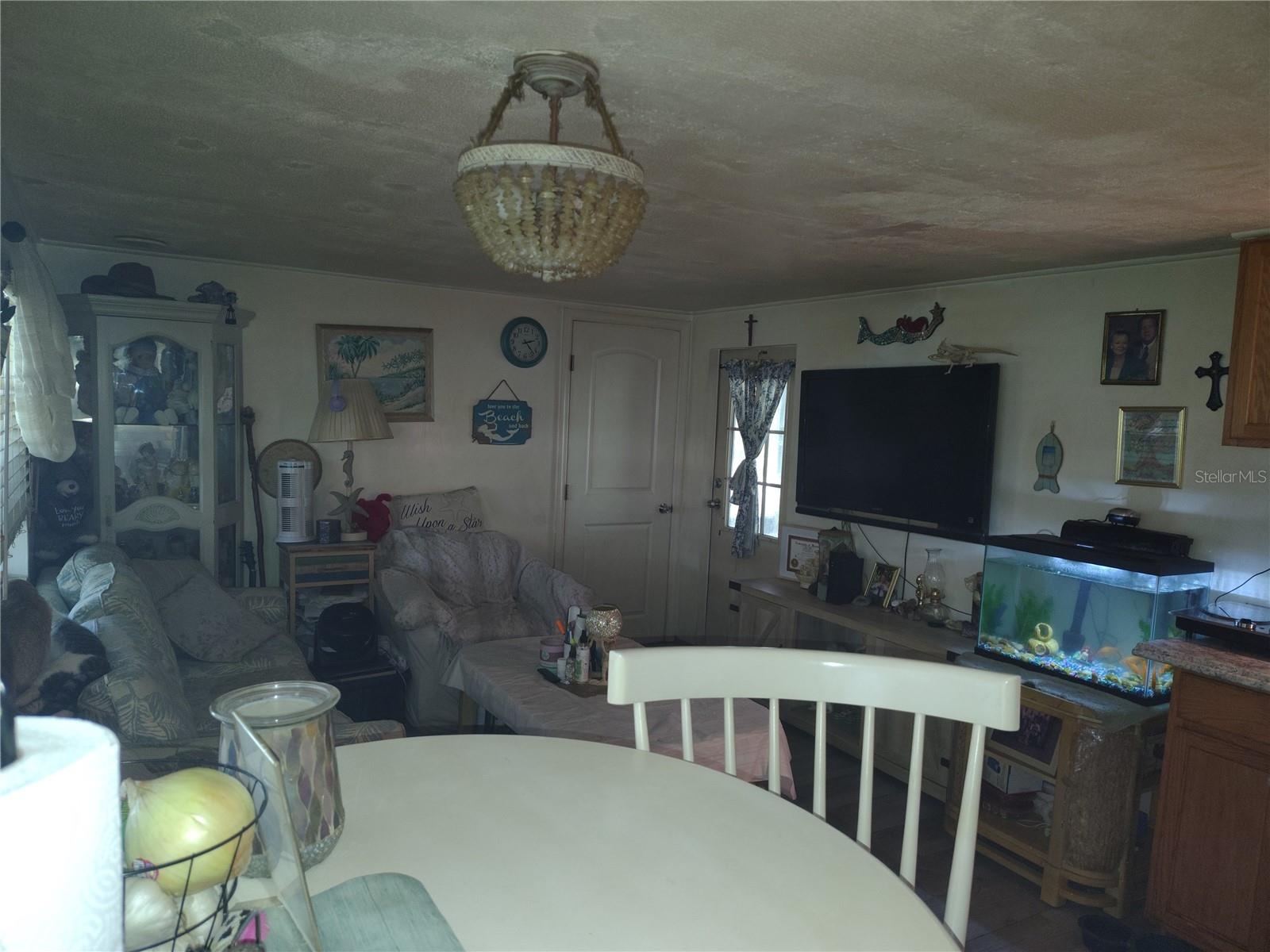 37748 MARKLAND AVE — photo 9
