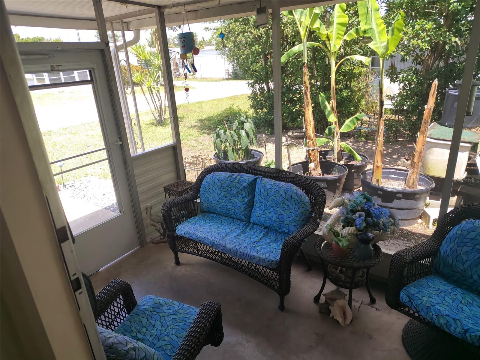 37748 MARKLAND AVE — photo 4