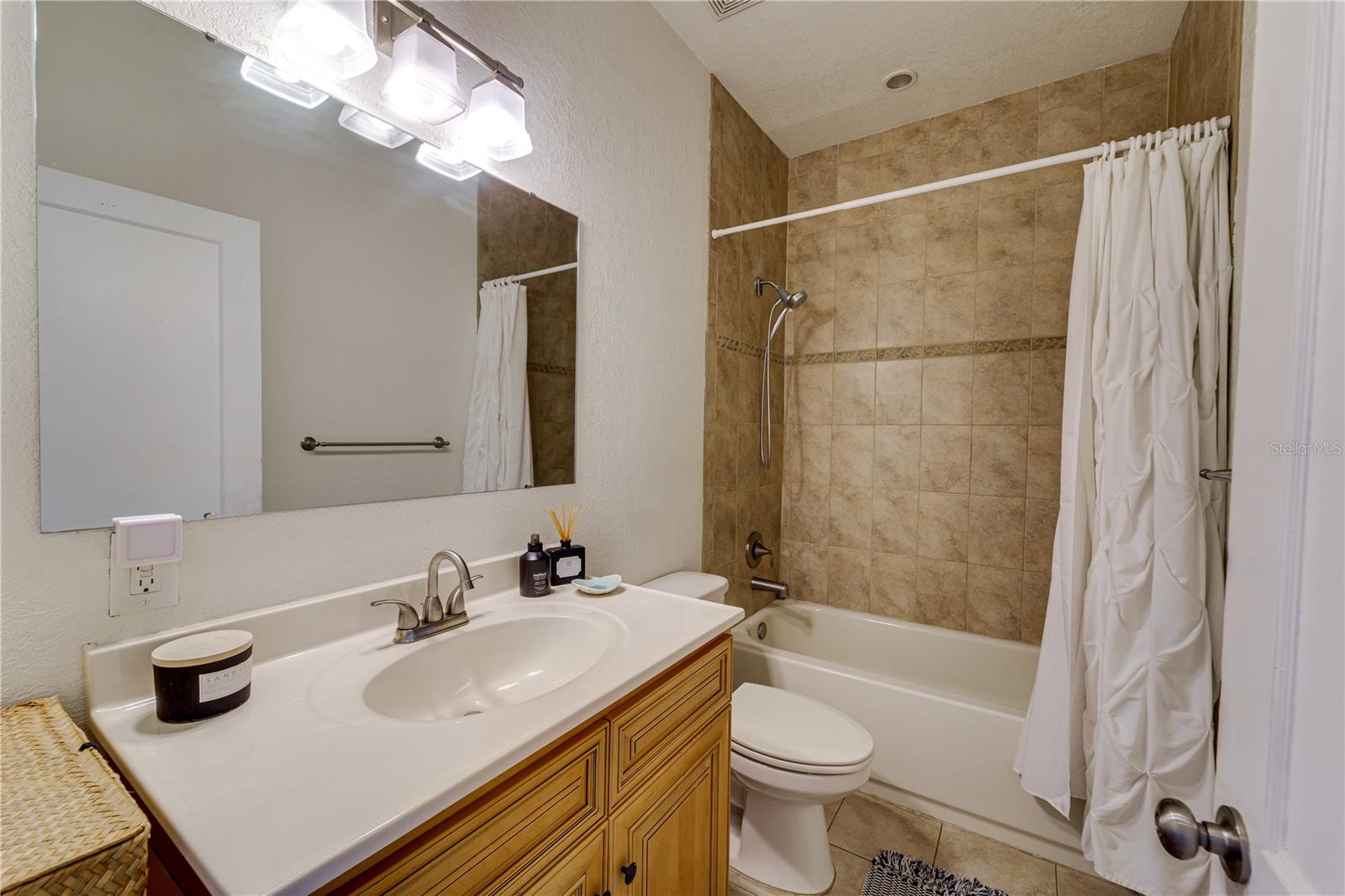 419 W PARK AVE — photo 12