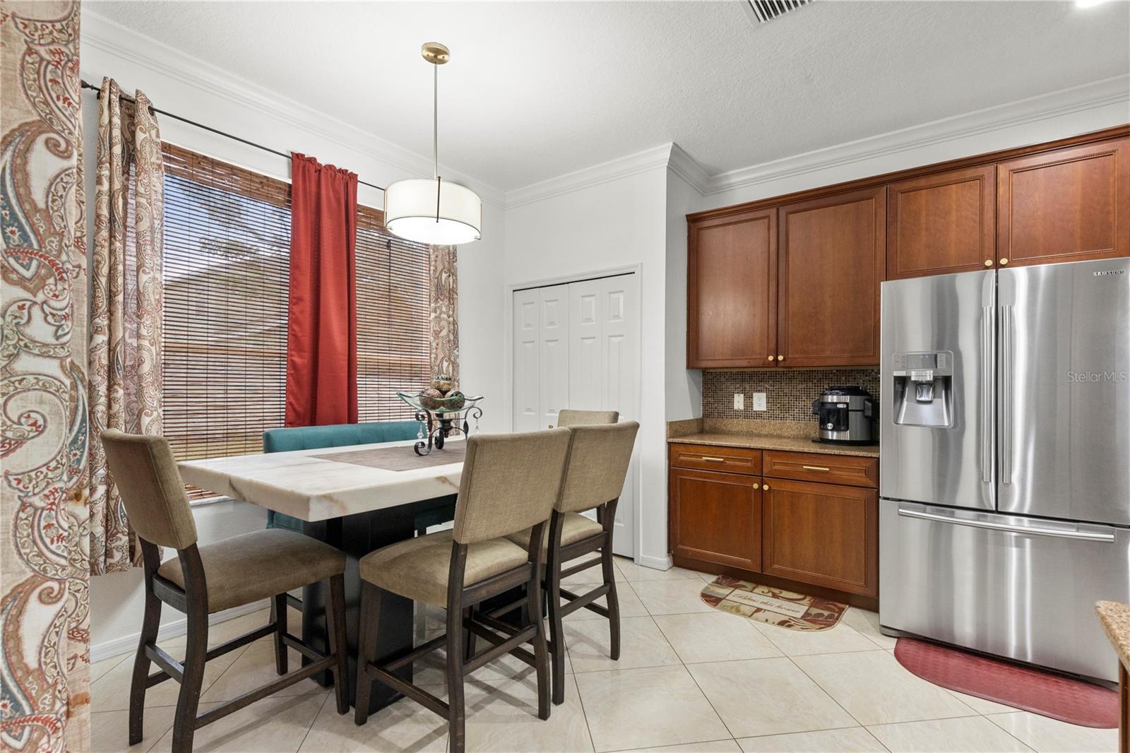 6932 GRAY CATBIRD LOOP — photo 4