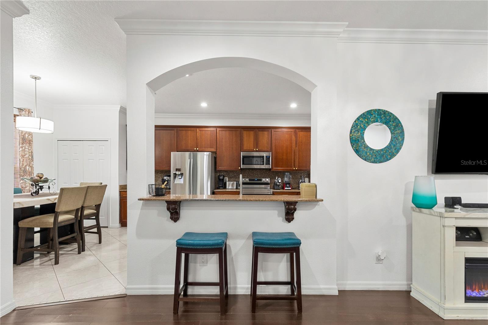 6932 GRAY CATBIRD LOOP — photo 19