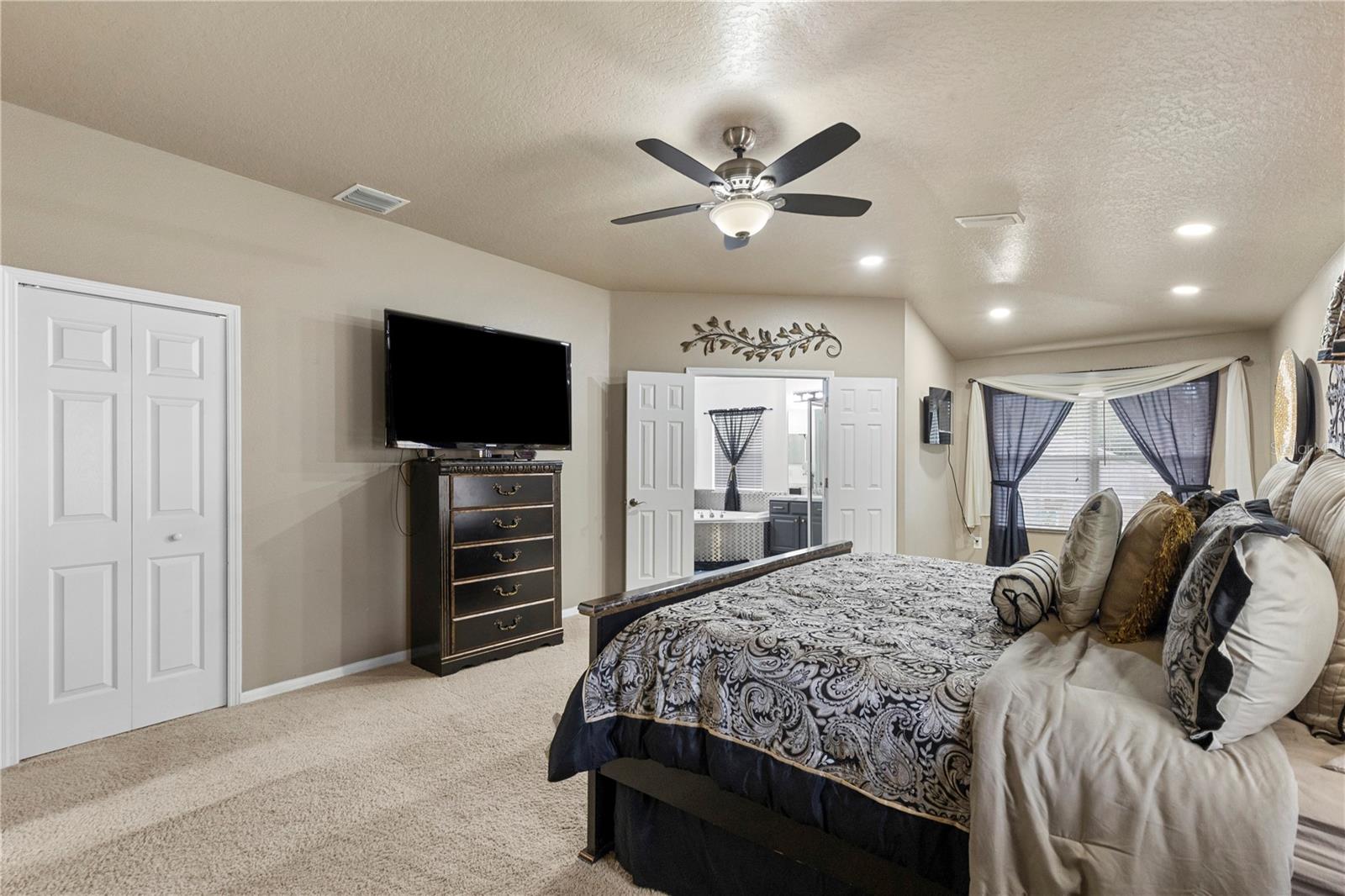 6932 GRAY CATBIRD LOOP — photo 35