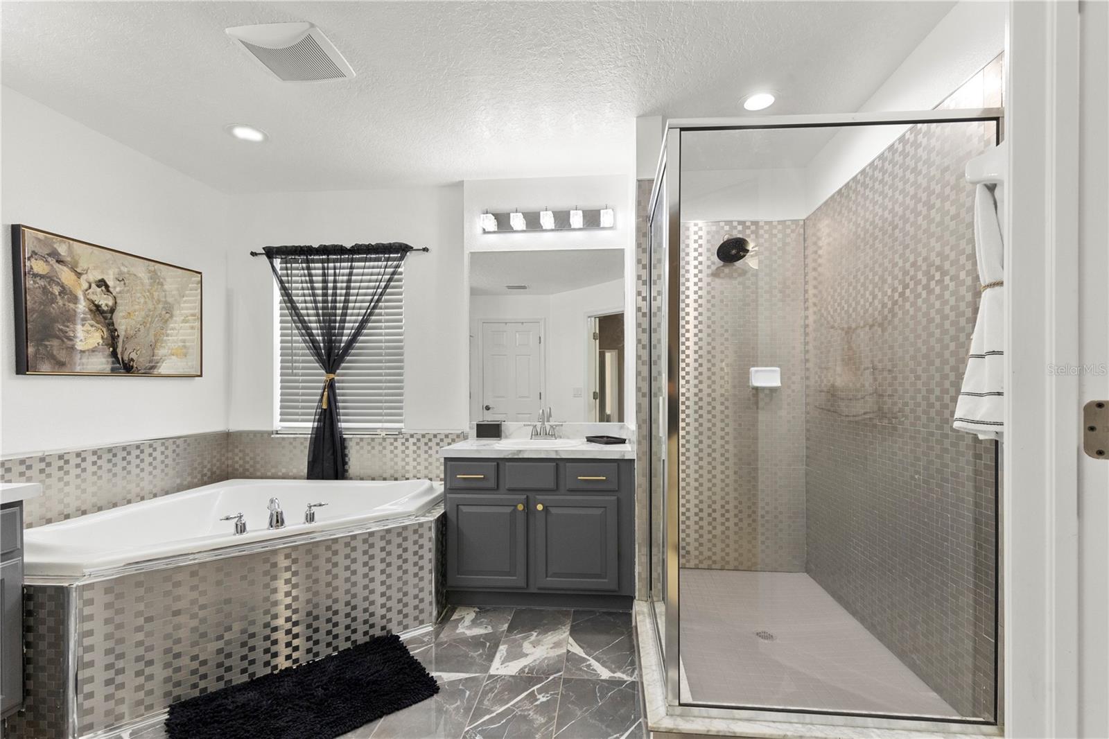 6932 GRAY CATBIRD LOOP — photo 8