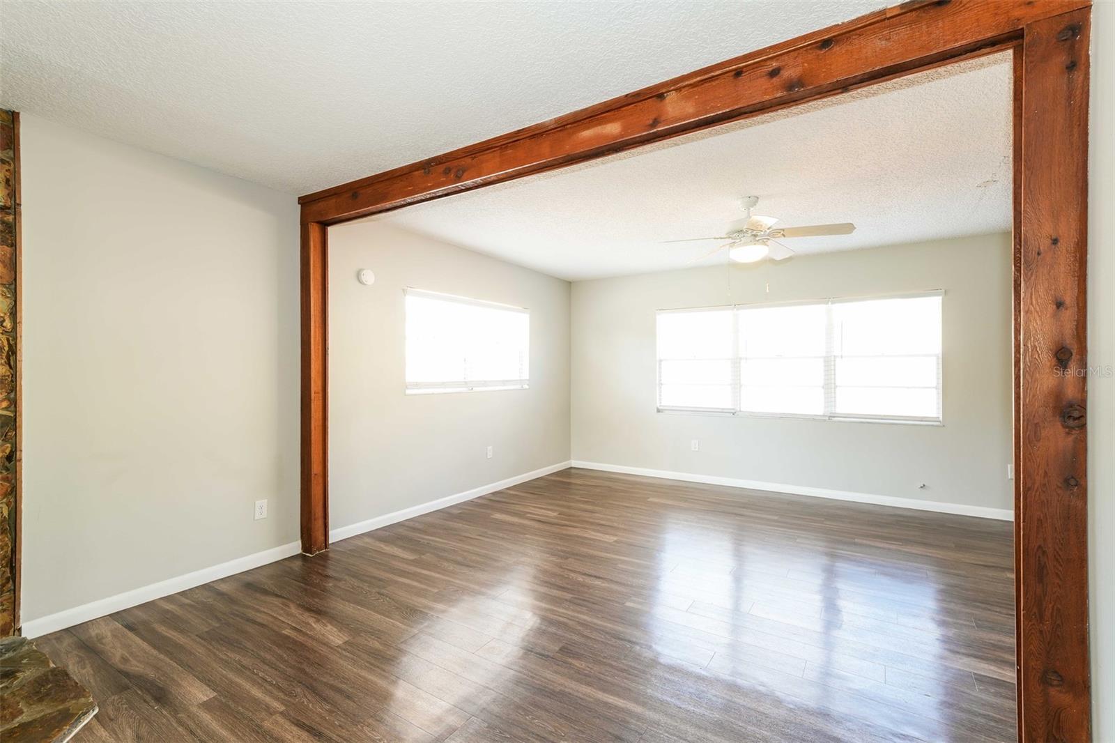 8229 MALVERN CIR — photo 5