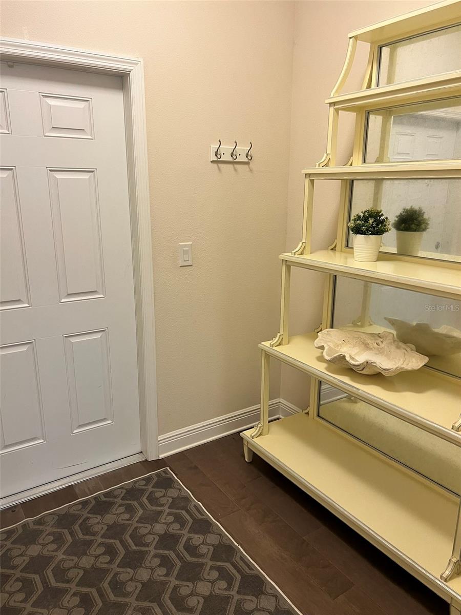 115 N ARRAWANA AVE #7 — photo 8