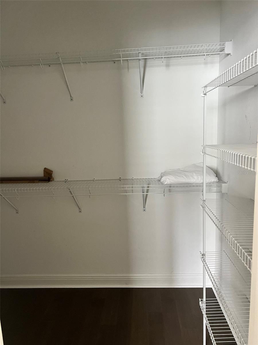 115 N ARRAWANA AVE #7 — photo 16