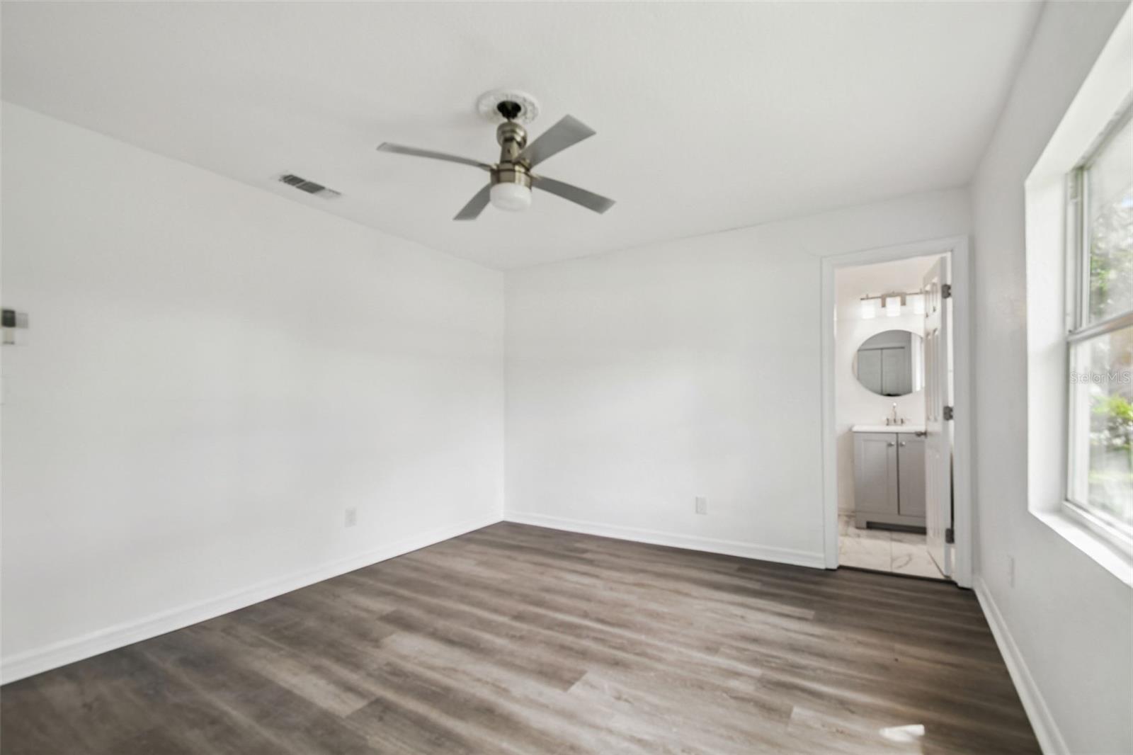 6502 N 31ST ST — photo 38