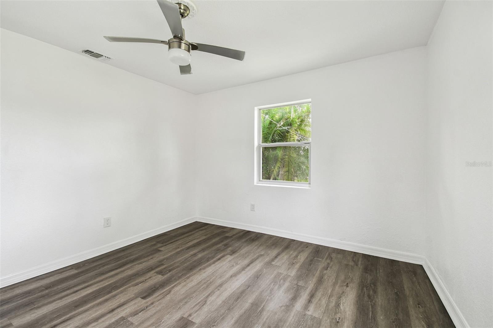 6502 N 31ST ST — photo 32