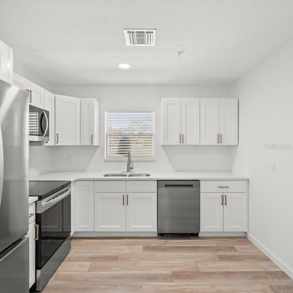 3107 16TH ST N — photo 11