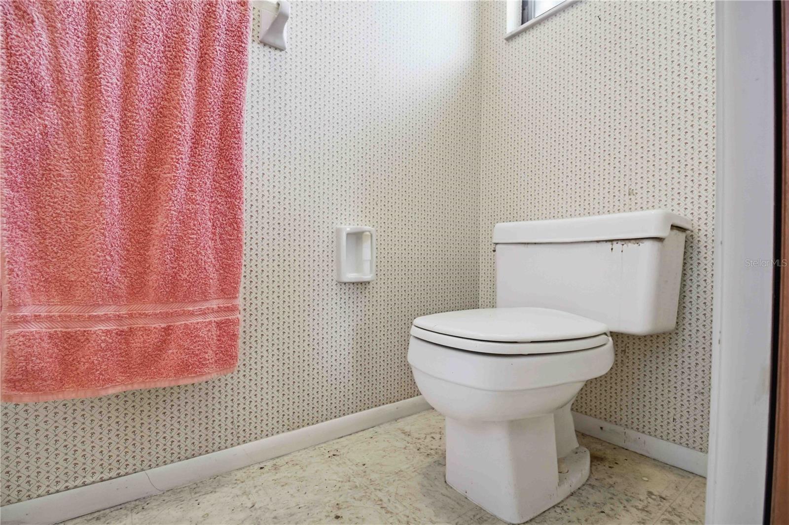 306 PALM AVE — photo 32