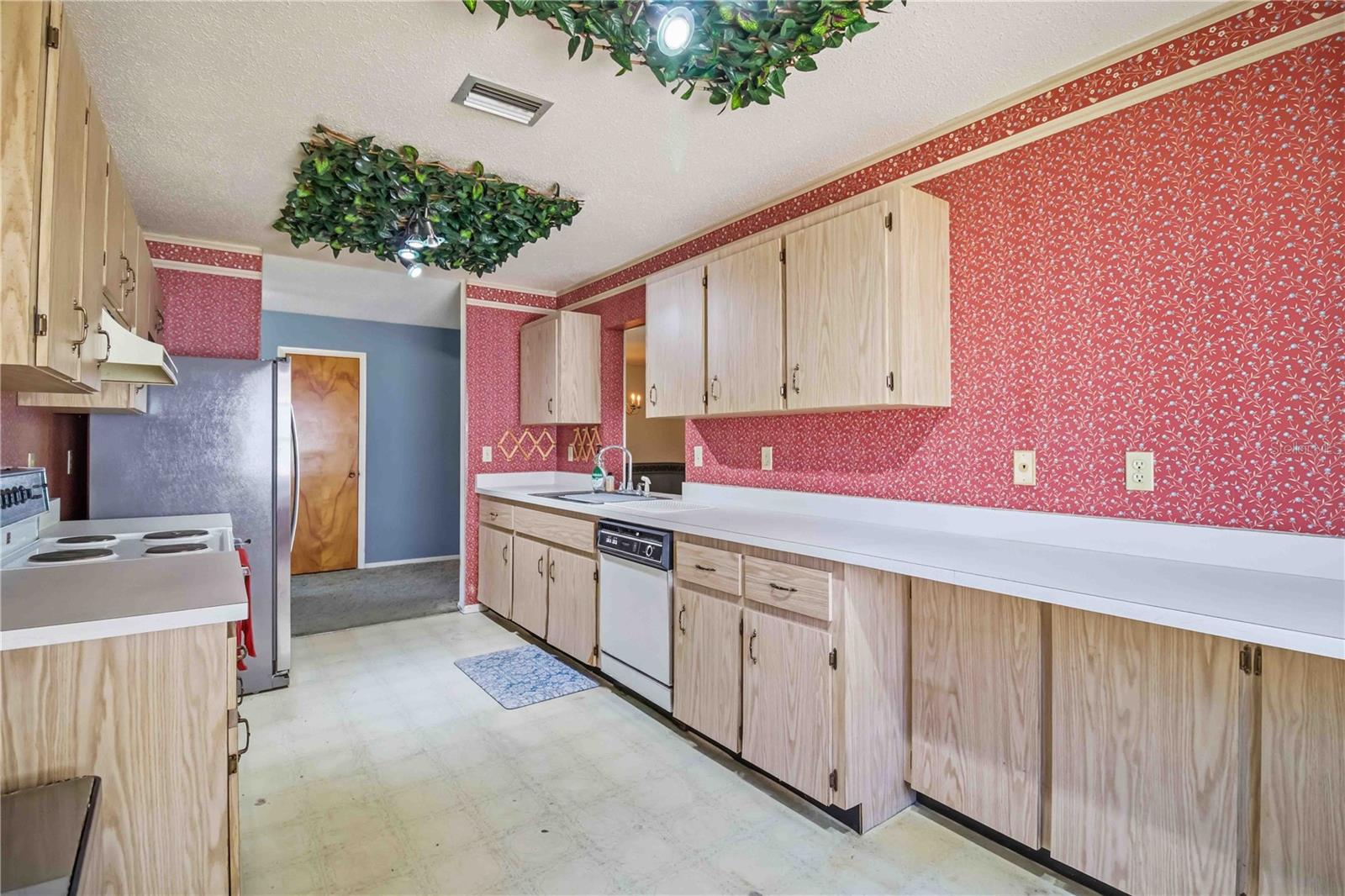 306 PALM AVE — photo 36