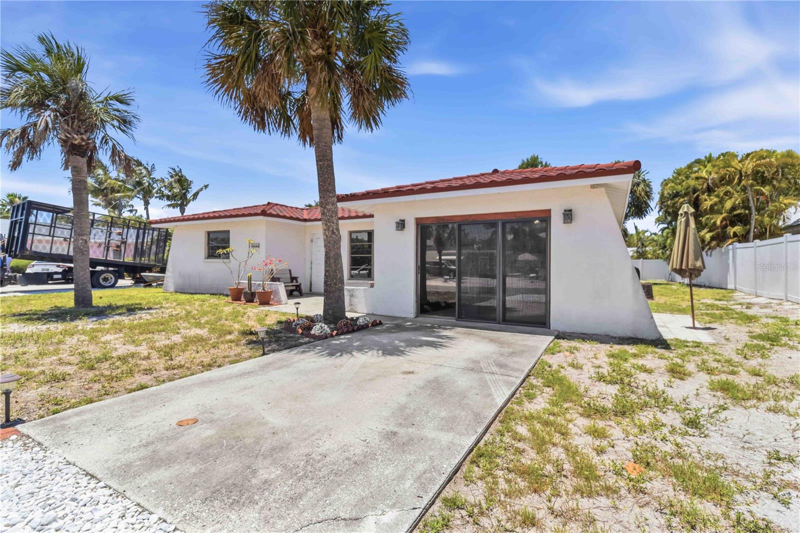 306 PALM AVE — photo 5
