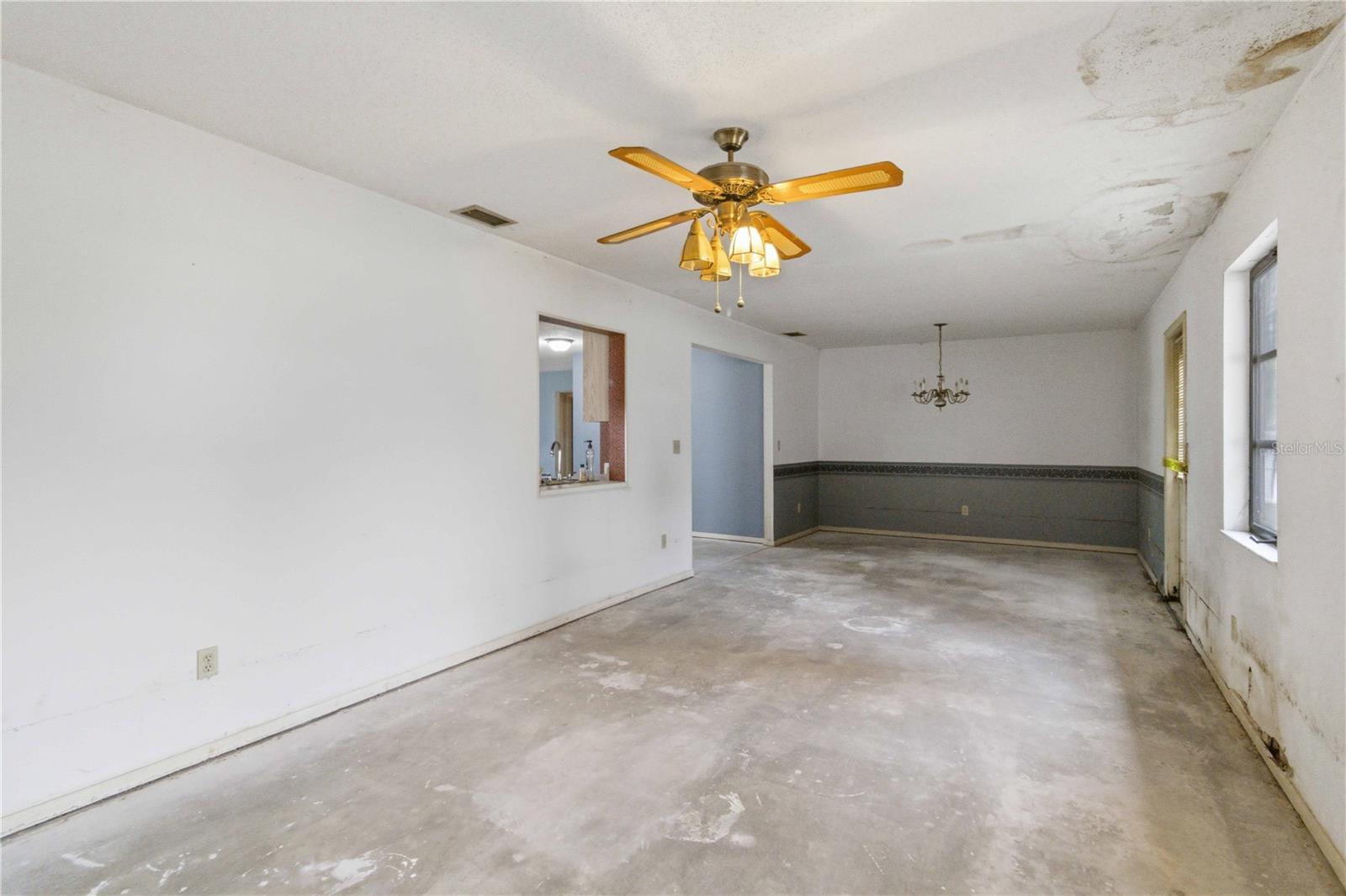 306 PALM AVE — photo 15