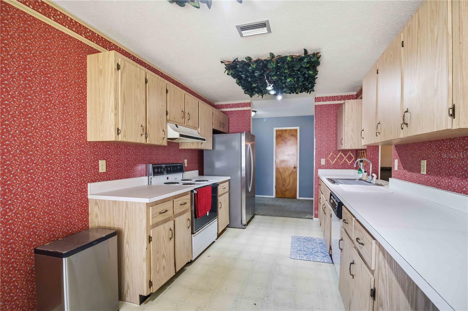 306 PALM AVE — photo 37