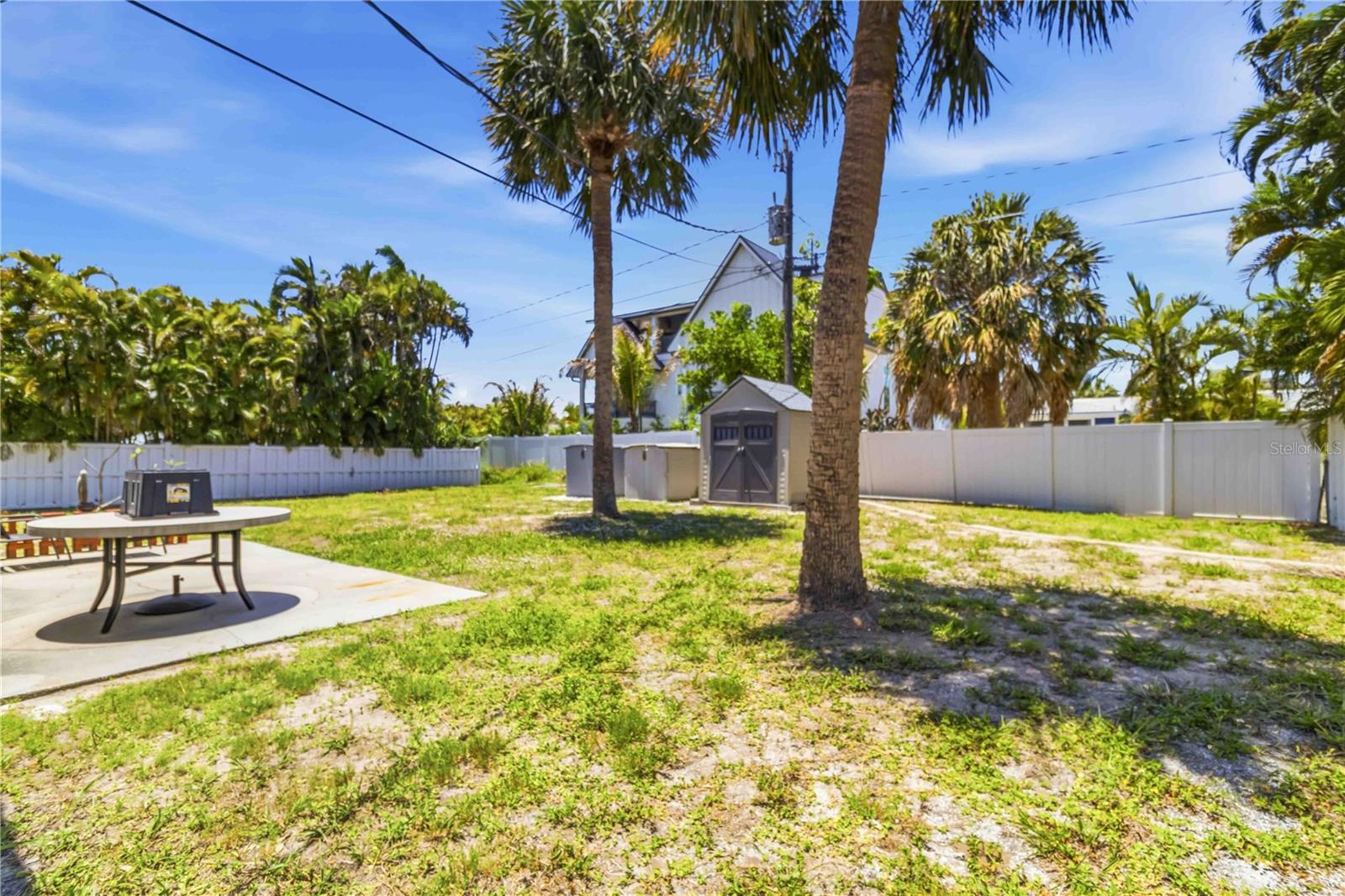 306 PALM AVE — photo 47