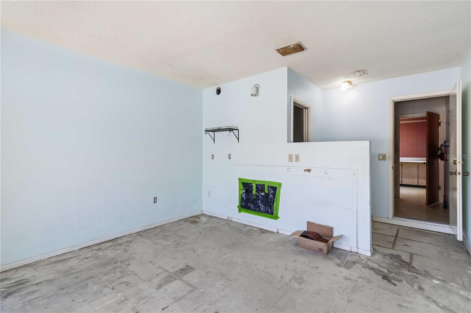 306 PALM AVE — photo 41