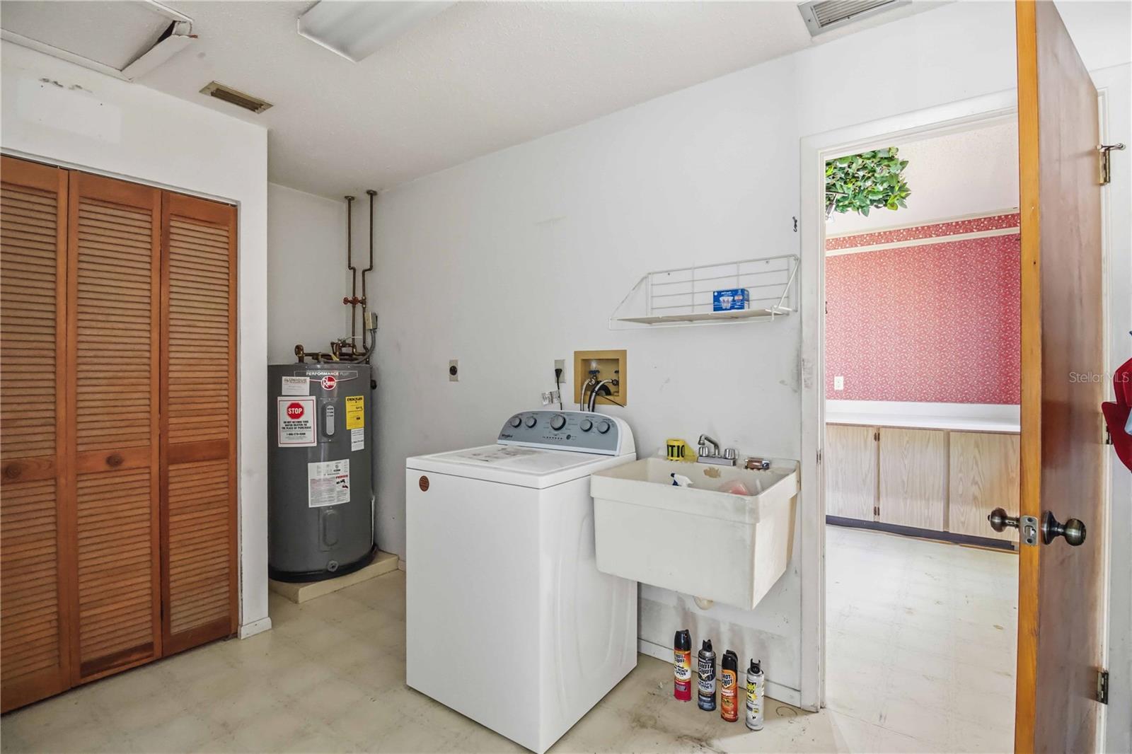 306 PALM AVE — photo 38